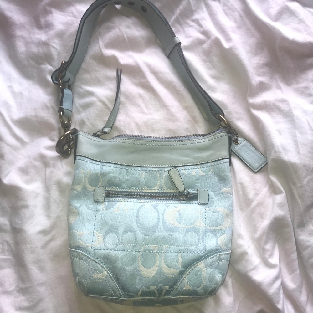 Coach Purse - Picture 1 of 3